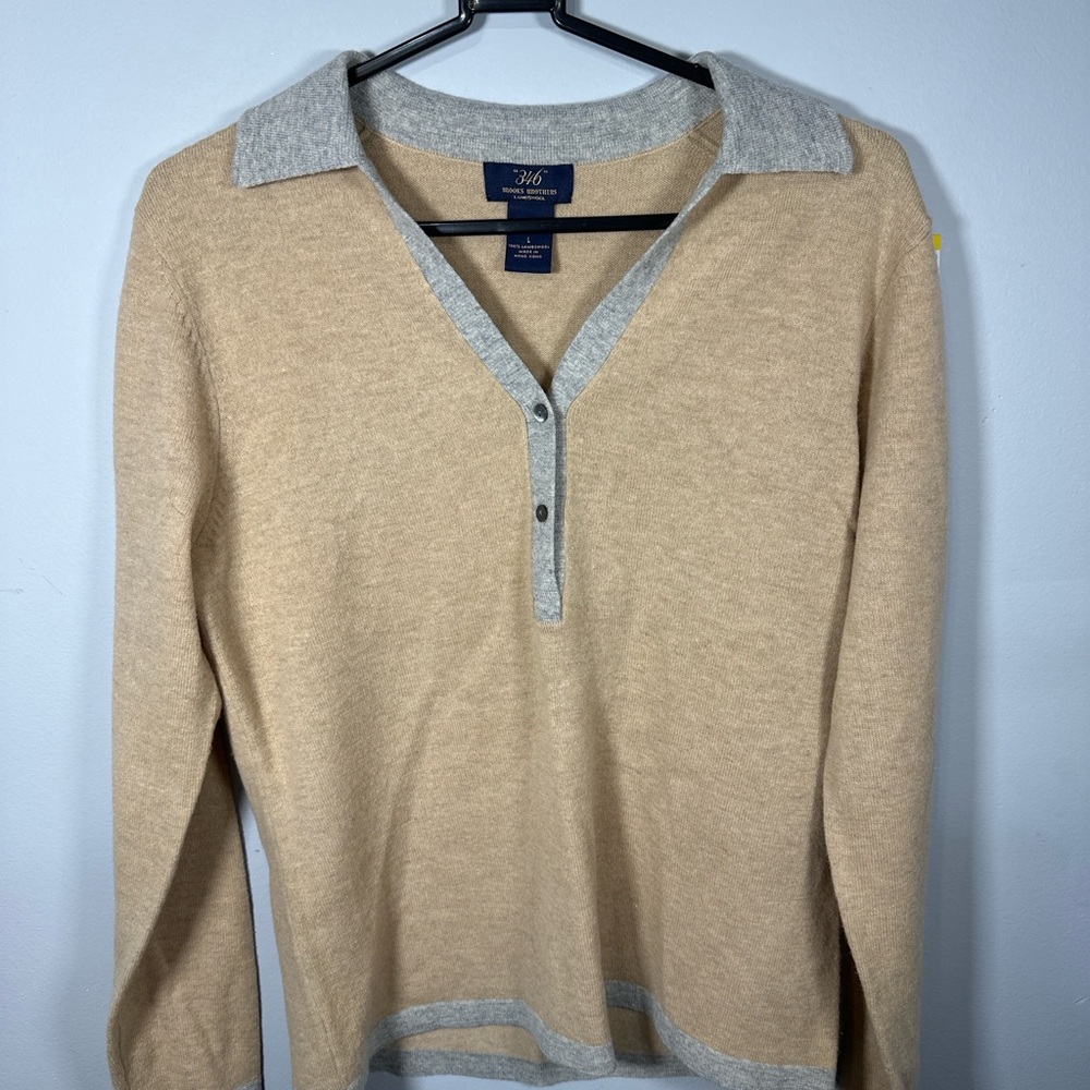 Brooks Brothers 346 Womens L 100% Lambswool Henley Collar Sweater